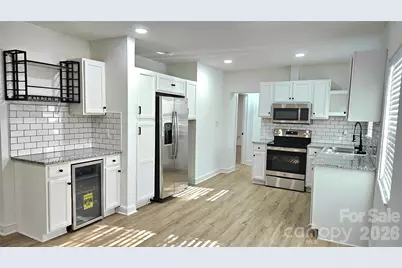 2524 Pickway Drive, Charlotte, NC 28269 - Photo 3