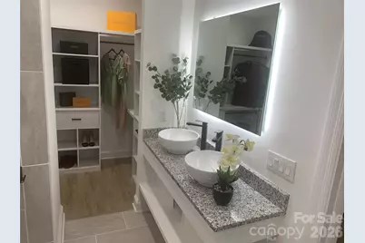 2524 Pickway Drive, Charlotte, NC 28269 - Photo 17