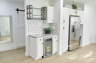 2524 Pickway Dr, Charlotte, NC 28269 - Photo 5