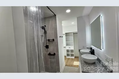 2524 Pickway Drive, Charlotte, NC 28269 - Photo 21