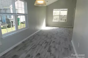 1119 Hannah Rae Ct, Charlotte, NC 28214 - Photo 5