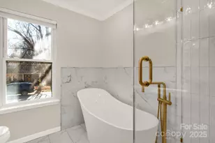 9924 Liberty Bell Ct, Charlotte, NC 28269 - Photo 11