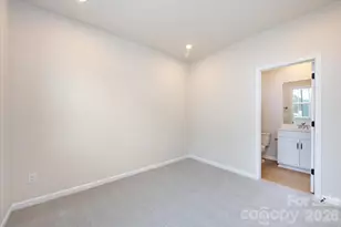 3009 Circles End, Charlotte, NC 28226 - Photo 5