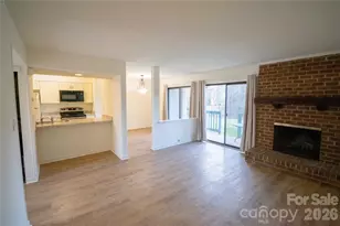 11042 Harrowfield Rd, Charlotte, NC 28226 - Photo 7