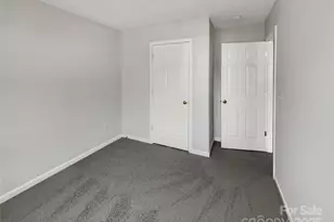 10840 Holly Ridge Blvd, Charlotte, NC 28216 - Photo 15