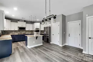 2507 Hamlet Ct, Matthews, NC 28105 - Photo 15