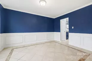 7625 Nicolette Ct, Charlotte, NC 28215 - Photo 5