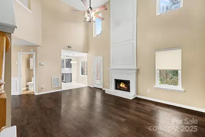 7625 Nicolette Court, Charlotte, NC 28215 - Photo 9