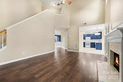 7625 Nicolette Court, Charlotte, NC 28215 - Photo 7