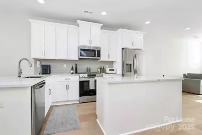 338 E Cama Street, Charlotte, NC 28217 - Photo 9