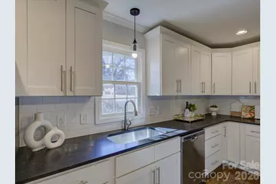 204 Elliott Street W, Fort Mill, SC 29715 - Photo 11