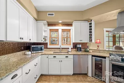 571 Terrys Gap Road, Fletcher, NC 28732 - Photo 7