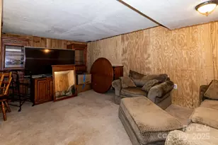 1321 Idlewood St SW, Lenoir, NC 28645 - Photo 35