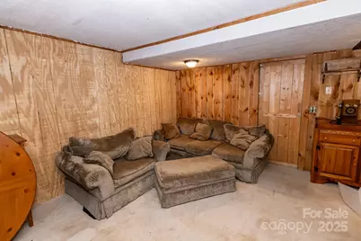 1321 Idlewood Street SW, Lenoir, NC 28645 - Photo 37