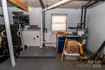 1321 Idlewood Street SW, Lenoir, NC 28645 - Photo 39