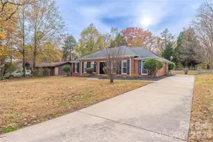 6040 Coatbridge Ln, Charlotte, NC 28212 - Photo 37