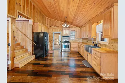 1115 Elk Wallow None, Bakersville, NC 28705 - Photo 9