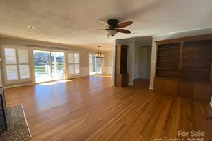 622 S Carolina Ave, Statesville, NC 28677 - Photo 13