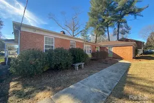 622 S Carolina Ave, Statesville, NC 28677 - Photo 5