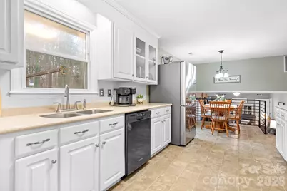 7039 Delisa Drive, Charlotte, NC 28214 - Photo 3