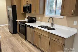 98 Brooklyn Rd, Asheville, NC 28803 - Photo 9