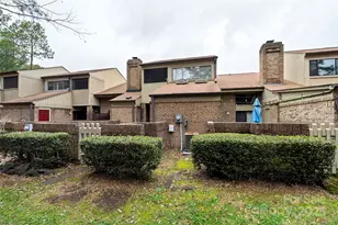 8039 Charter Oak Ln, Charlotte, NC 28226 - Photo 21