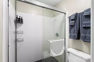 8039 Charter Oak Ln, Charlotte, NC 28226 - Photo 19