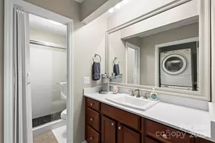 8039 Charter Oak Ln, Charlotte, NC 28226 - Photo 17