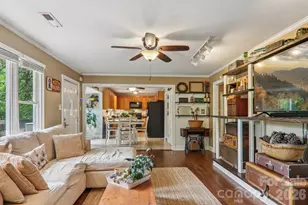 416 S Cherokee Ave, Black Mountain, NC 28711 - Photo 5