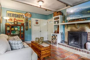 416 S Cherokee Ave, Black Mountain, NC 28711 - Photo 13