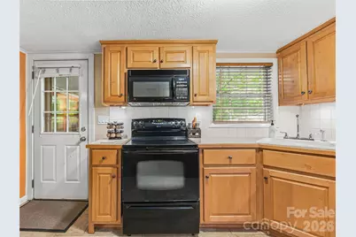 416 S Cherokee Avenue, Black Mountain, NC 28711 - Photo 31