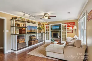 416 S Cherokee Ave, Black Mountain, NC 28711 - Photo 3