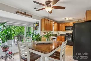 416 S Cherokee Ave, Black Mountain, NC 28711 - Photo 7