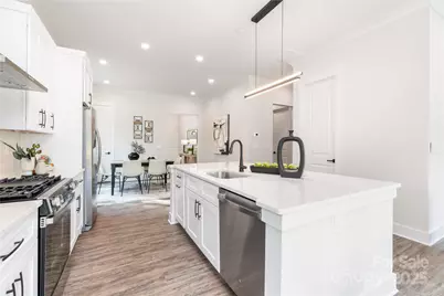 3884 12th Street NE, Hickory, NC 28601 - Photo 7