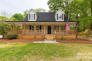 2425 Kershaw Camden Hwy, Lancaster, SC 29720 - Photo 1