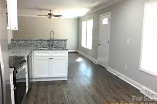 2425 Kershaw Camden Hwy, Lancaster, SC 29720 - Photo 9