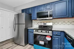 5810 Harris Grove Ln, Charlotte, NC 28212 - Photo 7