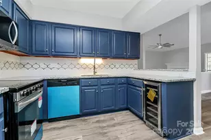 5810 Harris Grove Ln, Charlotte, NC 28212 - Photo 9