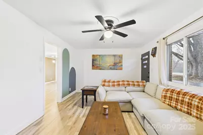 3115 Falling Creek Road NE, Hickory, NC 28601 - Photo 5