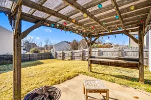 9026 Sharpes Cir, Charlotte, NC 28214 - Photo 35