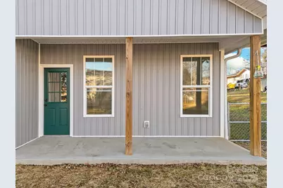 409 S Lyles Avenue, Landrum, SC 29356 - Photo 33