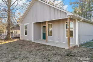 409 S Lyles Ave, Landrum, SC 29356 - Photo 35