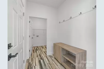 409 S Lyles Avenue, Landrum, SC 29356 - Photo 15