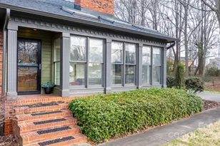 489 17th Ave NE, Hickory, NC 28601 - Photo 3