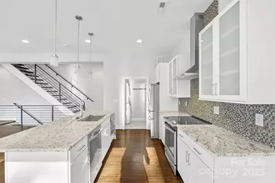 916-A Westbrook Drive, Charlotte, NC 28202 - Photo 15