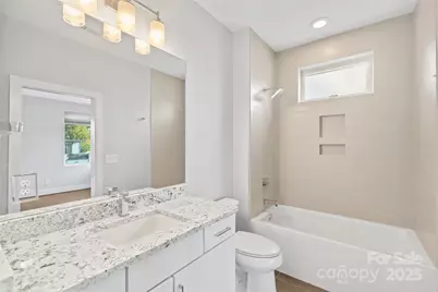 916-A Westbrook Drive, Charlotte, NC 28202 - Photo 31