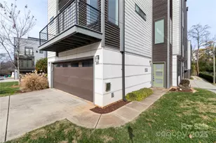 916-A Westbrook Dr, Charlotte, NC 28202 - Photo 5