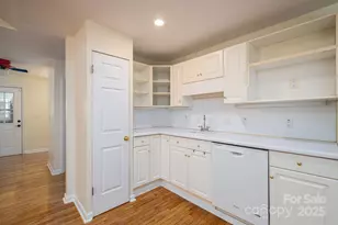 2541 Grandview Cir SW, Lenoir, NC 28645 - Photo 9