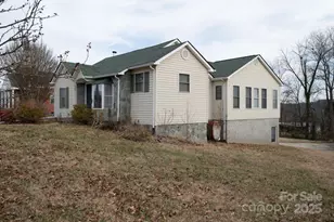 2541 Grandview Cir SW, Lenoir, NC 28645 - Photo 29