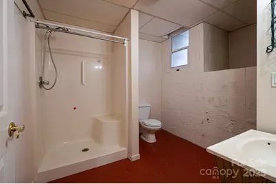 2541 Grandview Circle SW, Lenoir, NC 28645 - Photo 23